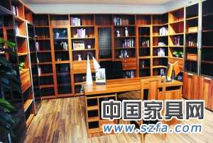 定制板式家具將是板式家具的一個重要補充。本報記者 尹亞飛 攝