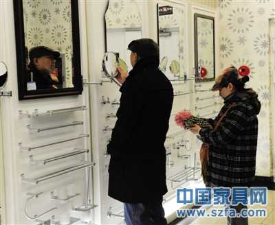  明碼實價可以為消費者節約比價砍價的時間和精力。             