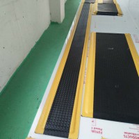 工業車間緩解員工腿部壓力墊，深圳卡優環保防靜電地墊